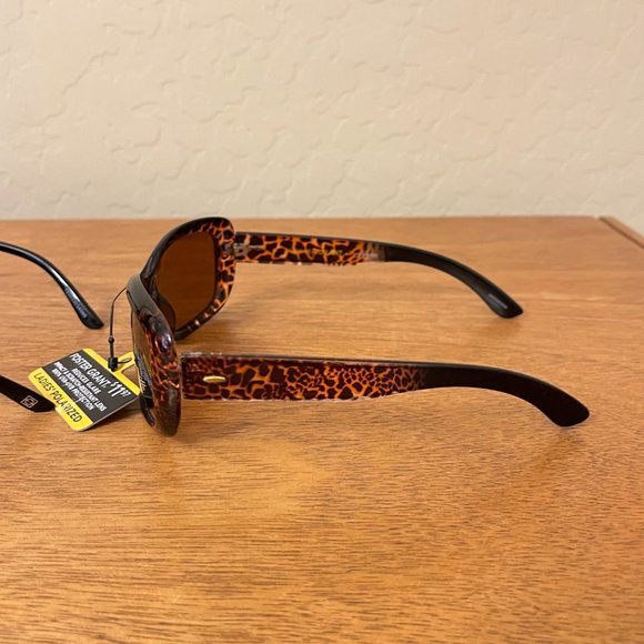 Foster Grant Sunglasses 3 Pair New With Tags - Picture 9 of 9